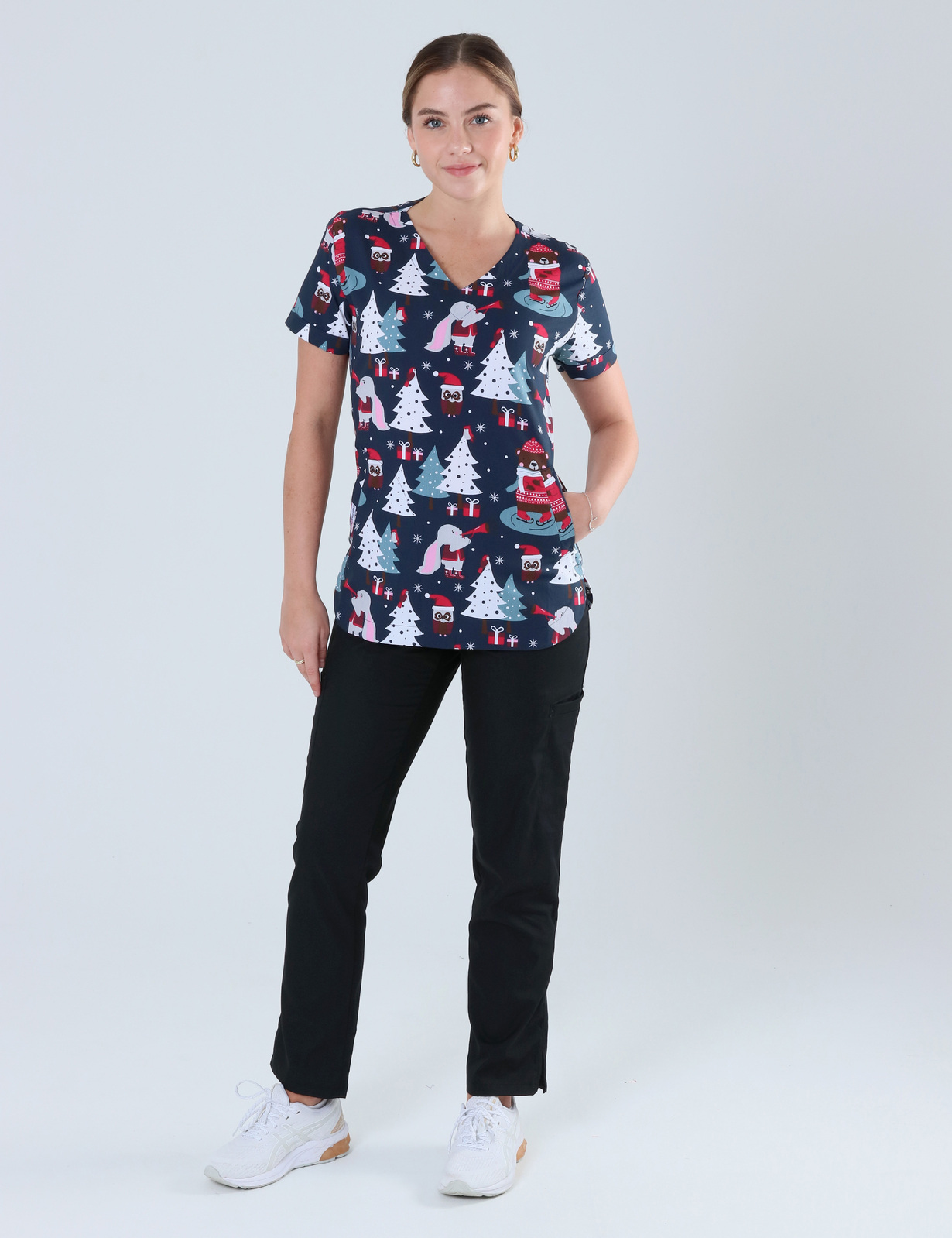 Beary Christmas Women's Luxe Scrub Top