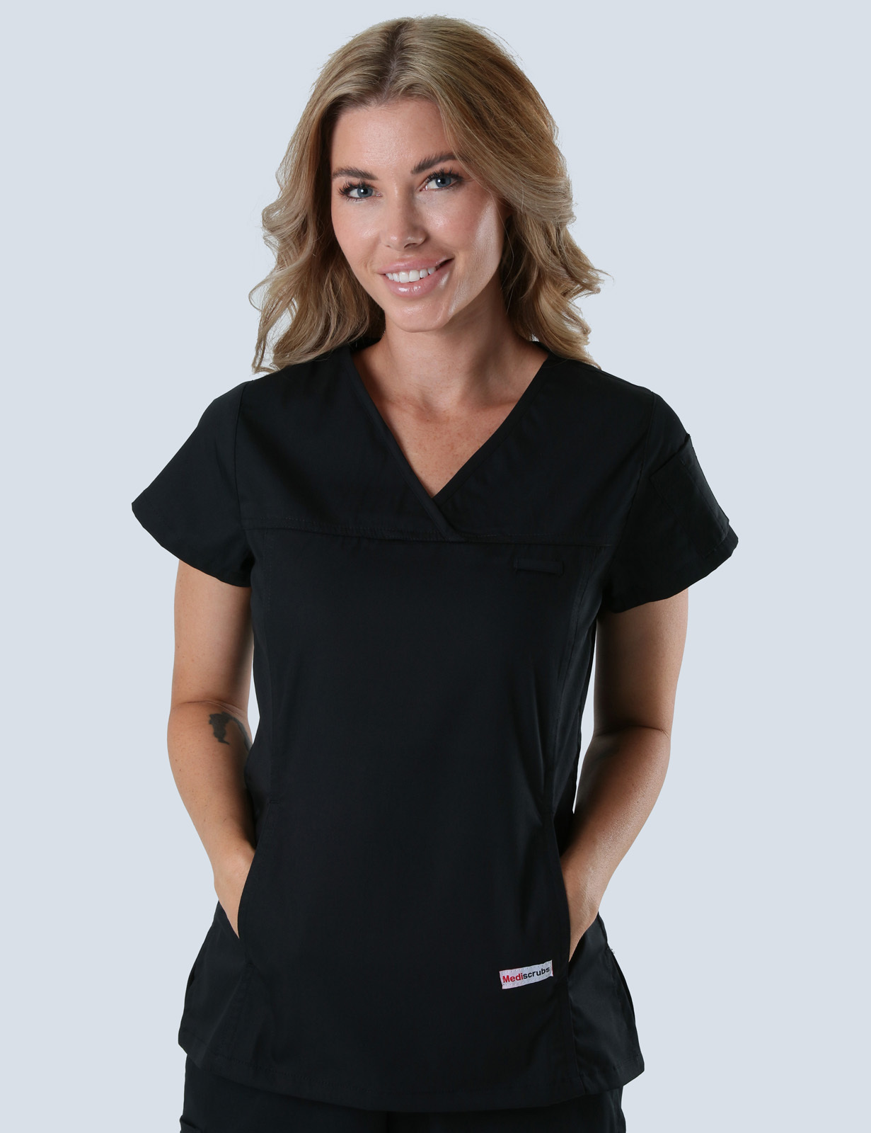 Dentists & Specialists - Women's Fit Solid Scrub Top in Black